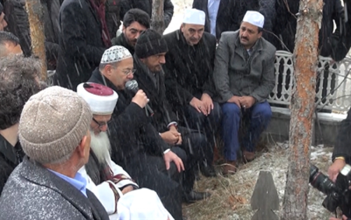 Bakan Akdağ :’’Dayısının Cenazesini Omuzladı ‘Kar altında Kuran okudu >>Tıkla İzle<
