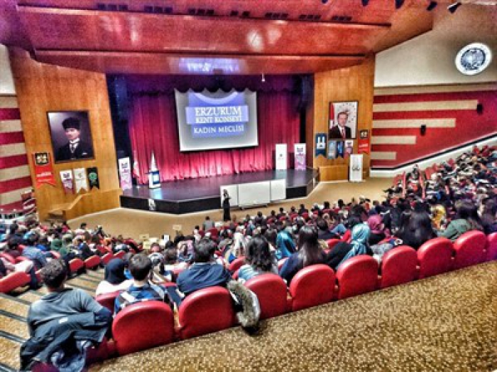 Erzurum'da Kişisel Gelişim ve Liderlik Zirvesi