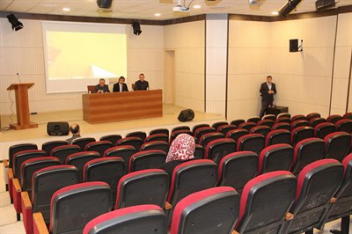 Erzurum'da Tek kişiyle halk günü toplantısı