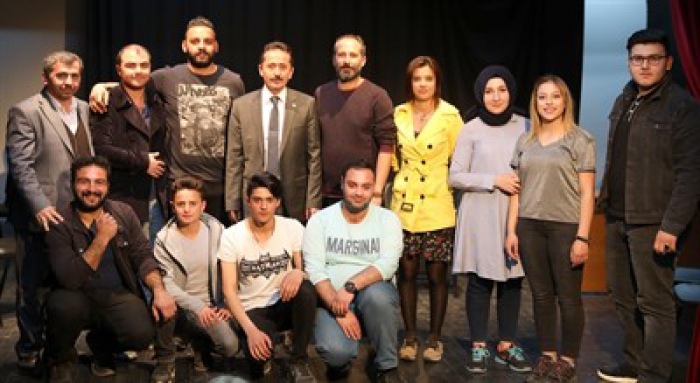 Erzurum'da Kahkaha tufanı “Eyvah Sevirem” izleyiciyle buluşuyor