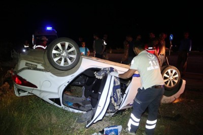 Erzurum'da Otomobil takla attı: 1 ölü, 2 ağır yaralı