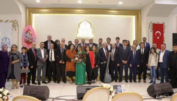 Erzurumlu Emrah ile Ercişli Emrah Niksar’da Anıldı
