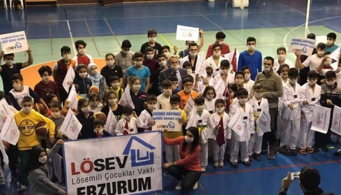 Erzurum’da Lösemili çocuklara anlamlı mesaj