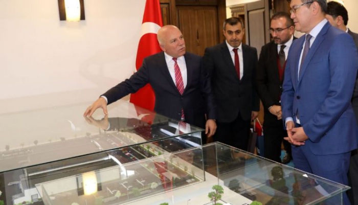 Kazakistan’ın Ankara Büyükelçisi Saparbekuly’den Başkan Sekmen’e ziyaret