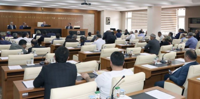 Büyükşehir Meclisi’nde hizmet vurgusu