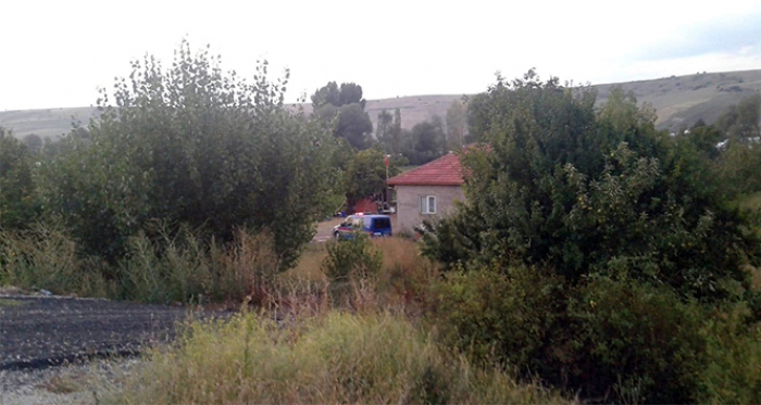 Aynı köyden 3 kişiyi öldürdü