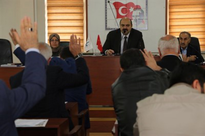 Aziziye Belediye Meclisinden örnek karar