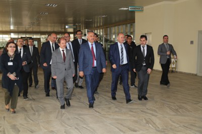 Erzurum BEAH çocuk KVC 50. ameliyatını yaptı