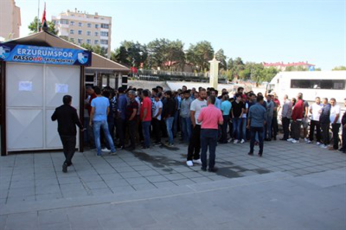 Erzurum'da Beşiktaş maçı biletlerine yoğun ilgi