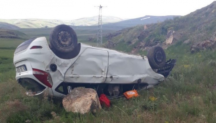 Erzurum’da otomobil takla attı: 2 ölü, 5 yaralı