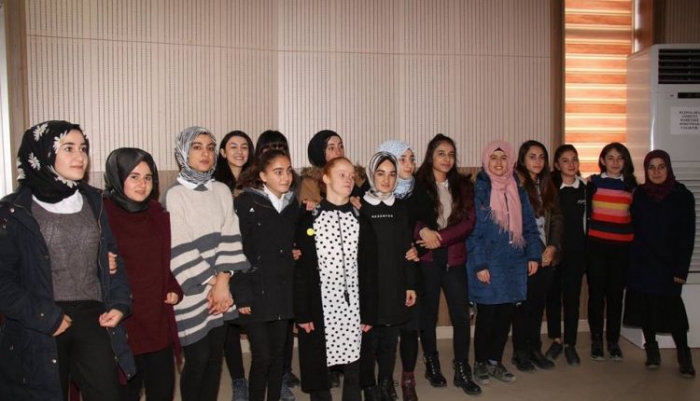 Erzurum Sosyal Hizmetler öğrencileri engelli kardeşlerini unutmadı