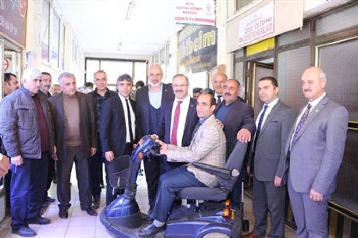 Milletvekili Deligöz Oltu Sosyal Hizmetler Müdürlüğü’nü ziyaret etti