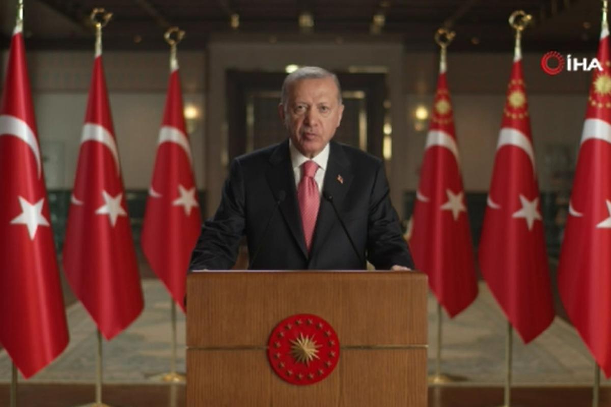 Cumhurbaşkanı Erdoğan'dan Uluslararası Stratejik İletişim Zirvesi'nde önemli açıklamalar!