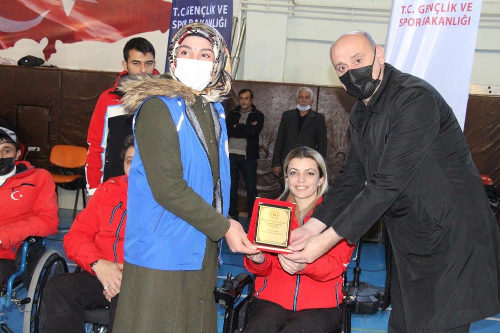 Erzurum'da Özel Oscarlar sahiplerini buldu