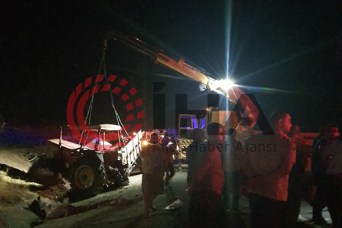 İşçileri taşıyan traktör ile kamyon çarpıştı: 1 ölü, 6 yaralı