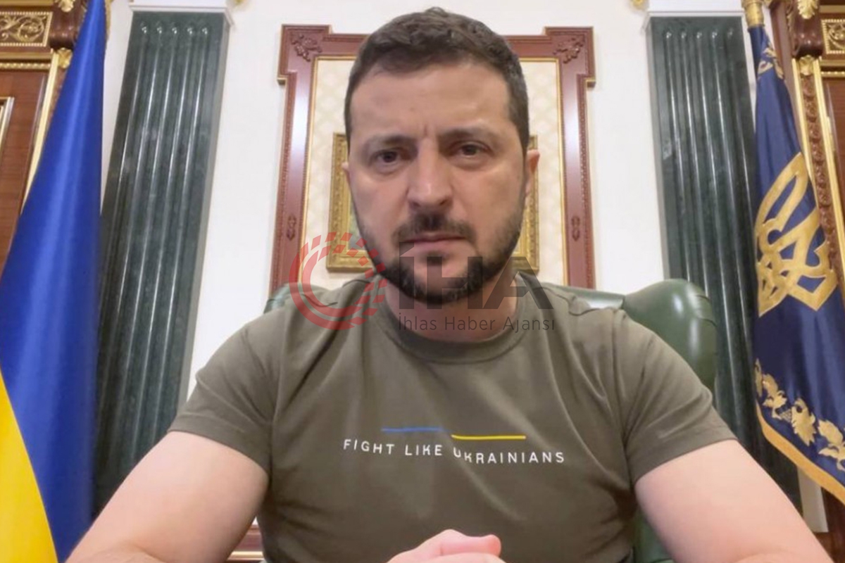 Zelenskiy: 'Ukrayna'nın NATO'ya hızlandırılmış katılım başvurusunu imzalayarak kararlı bir adım atıyoruz'