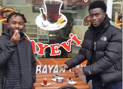    Erzurum'da kıtlama şekerle limonlu çayı tanıttılar 